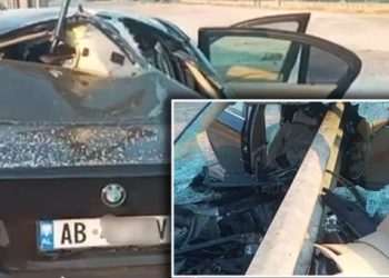 Aksident i frikshëm në Milot-Thumanë, trafikndarësja përshkon tej për tej mjetin. Plagoset rëndë drejtuesi