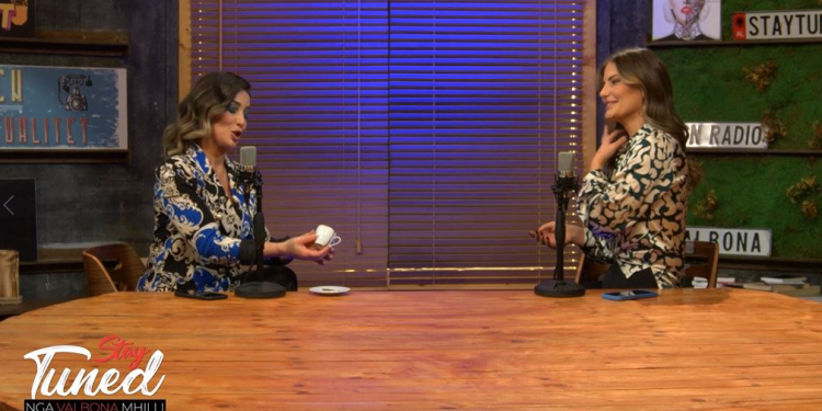 Disha “parashikon” përmes filxhanit se kush do të qeveris Tiranën në 2023
