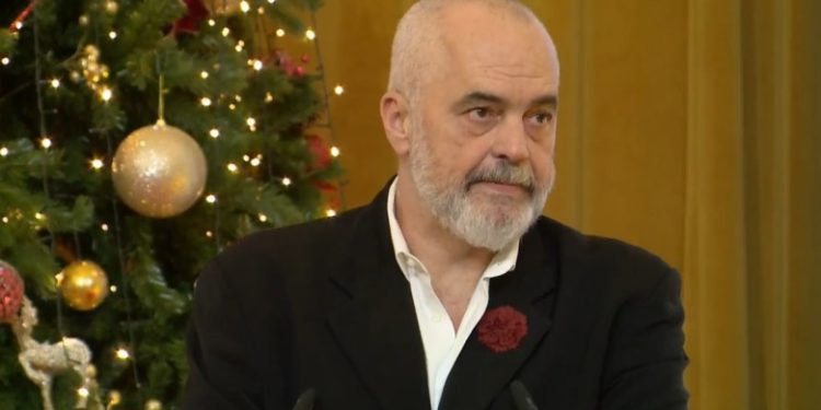 Rama: Do shtrihet në terren autonomia spitalore! Mjekët dhe infermierët që kanë performancë më të mirë do të paguhen më shumë