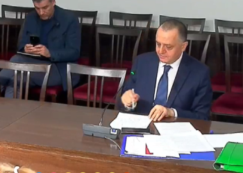 DEBATET/ Leskaj: Të dekorohen njerëz të shquar jo rektor universitetesh! Kreu i Kadastres: Vetëm këtu ndodh të nderohesh pas vdekjes! Shalsi: Lame mbylle