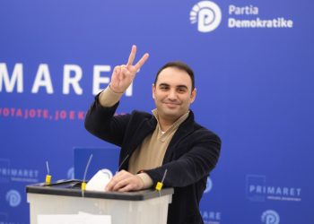 PRIMARET/ Voton Belind Këëliçi: Sot është një festë demokracie! Çdo votë të bëhet transparente