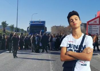 Aksidenti i rëndë me pasojë vdekjen e 20-vjeçarit Fiori Sula në Elbasan, qytetarët në protestë