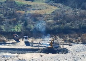 Qëlluan me armë dhe mbajten peng gazetarët e “Fiks Fare”, në kërkim tre autorët e ngjarjes