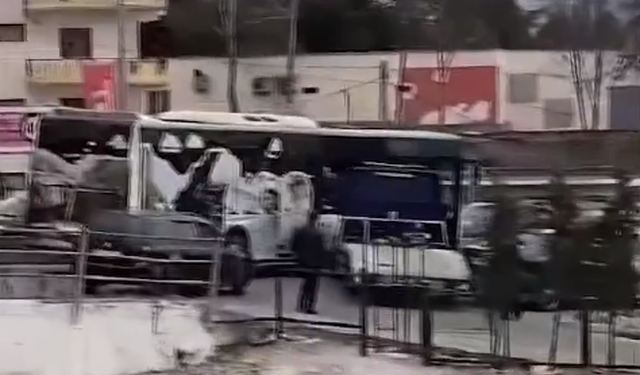 Çfarë po ndodh? Një tjetër aksident me autobus në kryeqytet vetëm brenda pak orësh