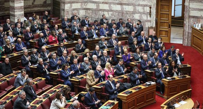 DW/ Skandali i përgjimeve dhe rrëzimi i mundshëm i qeverisë greke