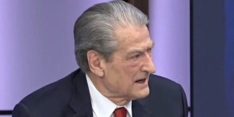 E FORTË/ Berisha: Basha donte të bënte koalicion me Partinë Socialiste! Ma tha në zyrë këshilltari i tij i fushatës