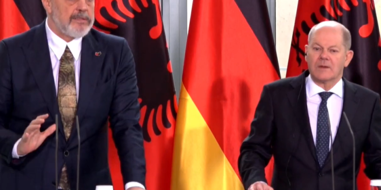 Rama në Berlin: Rajoni të marrë shembull nga ne, drejtësia s’do t’ja dijë për pushtetin! Njerëz të lidhur me…