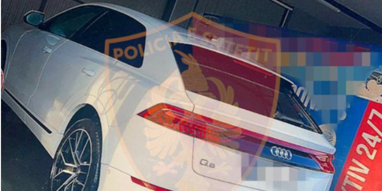 Morën me qira “Audi Q8” në Kosovë dhe e shitën në Tiranë, arrestohen 2 persona, 2 të tjerë në kërkim