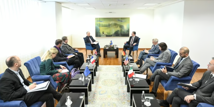 Kurti pret në takim QUINT-in, flasin për zbatimin e Marrëveshjes së Ohrit