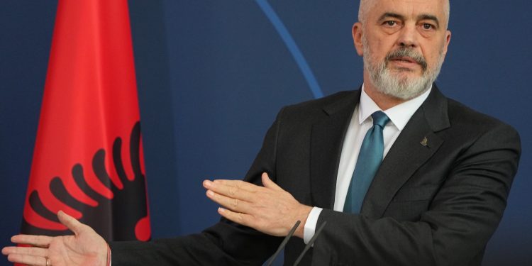 Rama bëhet operacion nga apandesiti! Ja si paraqitet gjendja e tij