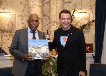 Veliaj pret aktorin hollivudian Danny Glover: I lumtur që Tirana mirëpret figura të tilla që rrisin reputacionin e qytetit