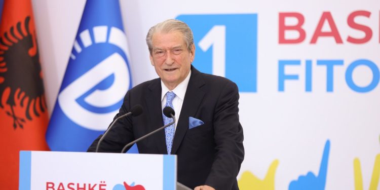 Mbyllet procesi i votimit, reagon Berisha