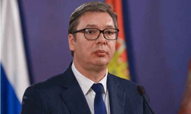 Serbia nuk i përgjigjet BE për sanksione ndaj Rusisë, Vuçiç reagon ndaj deklaratave të Borrell