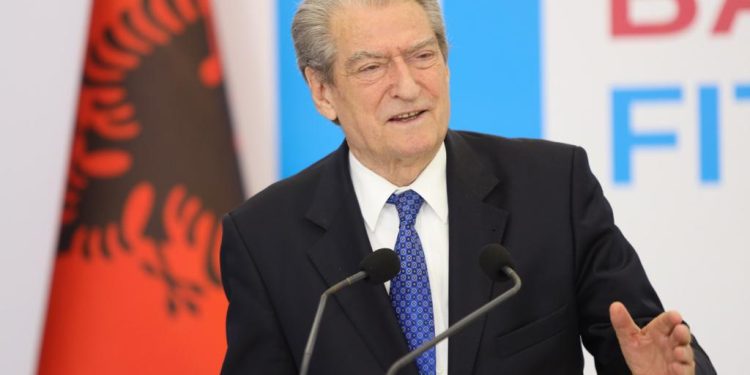 Humbja më 14 maj/ Berisha: Rama i vodhi zgjedhjet me stilin Putin! Çuçi ndryshoi qendrat e votimit. 180 mijë qytetarë nuk u lejuan të votojnë