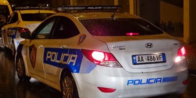 TRAGJIKE në Përmet, djali në gjendje depresioni mbyt nënën! Arrestohet nga Policia