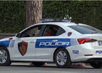 Elbasan/ Planifikuan të vrisnin objektivin, burg për dy të rinjtë