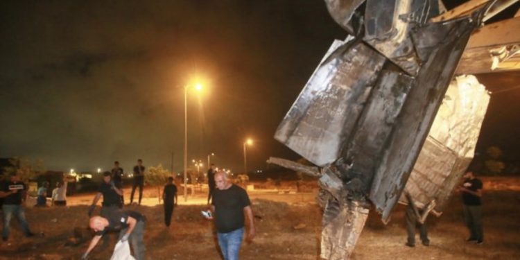 Intensifikohen sulmet, Izraeli godet objektiva brenda Sirisë