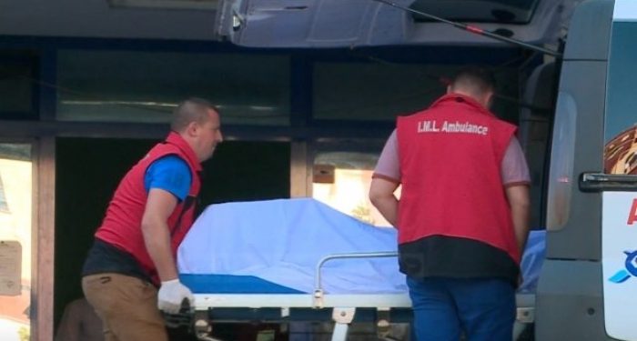 Jetonte i vetëm, gjendet i vdekur në banesë 41-vjeçari në Elbasan! Dyshimet e para