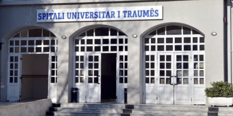 U aksidentua me Jet Ski, vdes tek Trauma 16-vjeçari