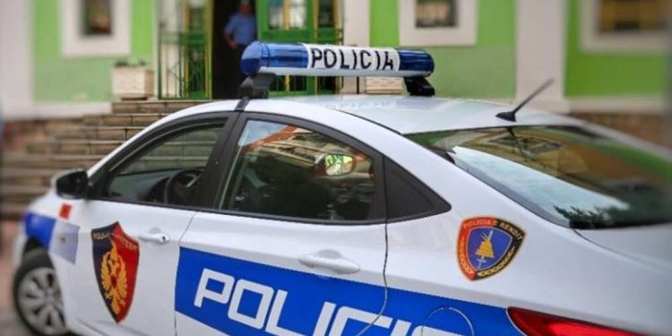 Sherr me grushte mes dy grupeve në Vlorë, një i vdekur