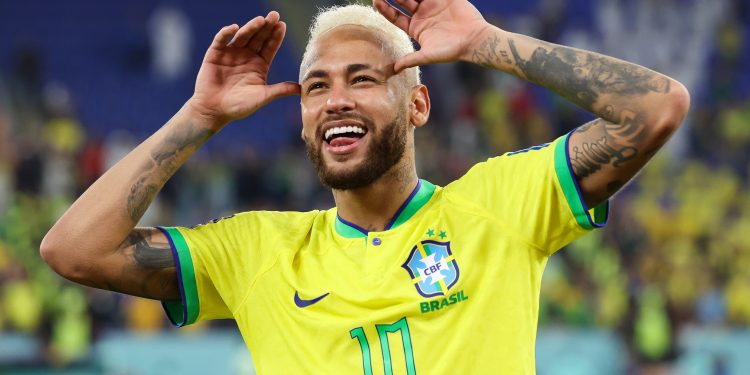 Modelja zbulon sekretin “bombë” të Neymar: Ka kryer marrëdhënie seksuale me një mashkull