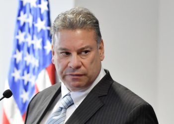 SHBA lë pa “gjumë” politikën shqiptare, Escobar: Non gratat e tjera do t’i shpallim pas…