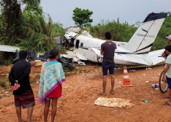 Rrëzohet avioni me turistë në pyjet tropikale të Amazonës