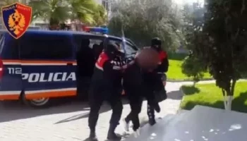 Në pranga 48-vjeçari i shpallur në kërkim për vjedhjen e parave në një Kishë