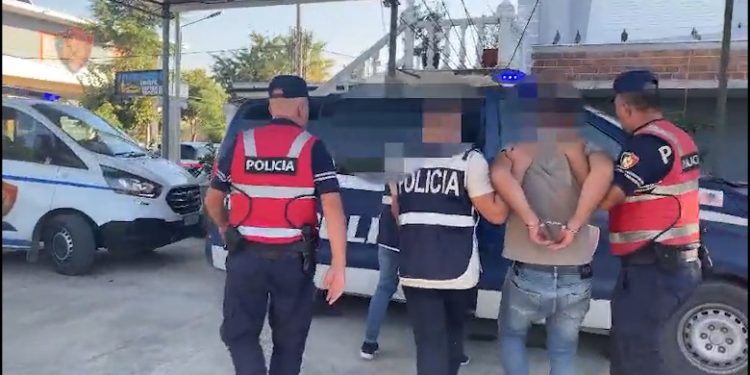Megaoperacioni ‘Tempulli’ : Arrestohet 21-vjeçari i shpallur në kërkim