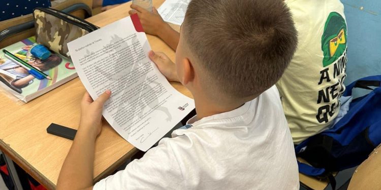 Veliaj letër urimi nxënësve: “Jeni motivi i punës sime; Kemi ndërtuar për ju 40 shkolla të reja,  10 të tjera hapin dyert këtë vit