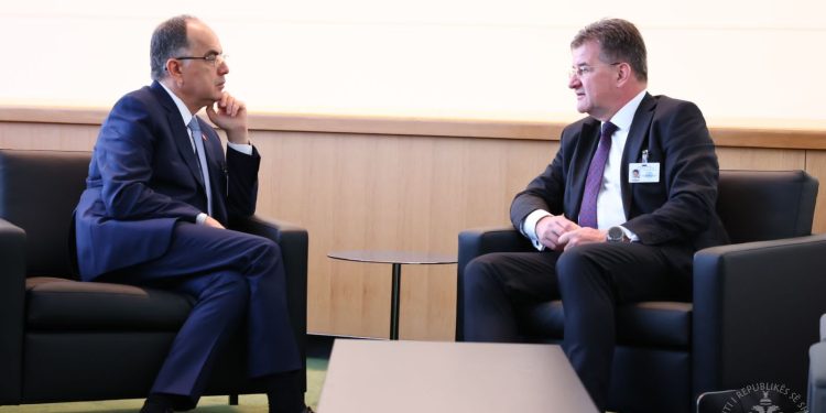 New York/ Begaj takon Lajçak: Kosova dhe Serbia të rikthehen në tryezën e dialogut