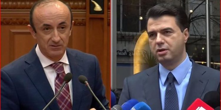 “Qenkemi lodhur kot”, Dash Sula ironizon Bashën: Paske dashur vetëm kreun e grupit!