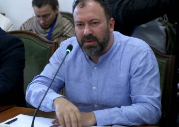 Nga nënkryetar i Bashkisë Tiranë në kabinetin “Rama”, Mazniku bëhet ministër i Pushtetit Vendor