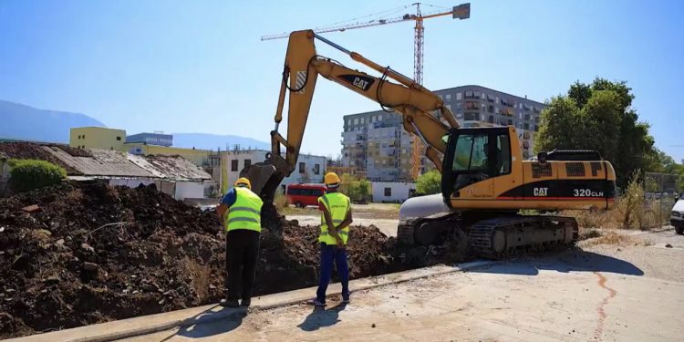 Bashkia Tiranë rikonstrukton rrjetin e kanalizimeve në tre zona të kryeqytetit