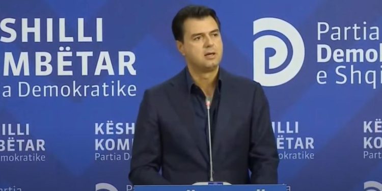 “Të gjithë në terren për të organizuar PD-në”, Basha u shtrin dorën të larguarve dhe një kunj për Berishën: Fund intrigave e përplasjeve