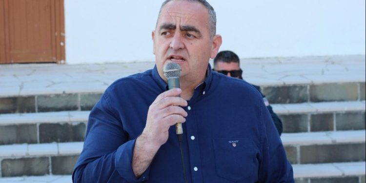 Avokatët grekë reagojnë për Belerin: S’ka vendim gjykate që e ndalon të bëjë betimin