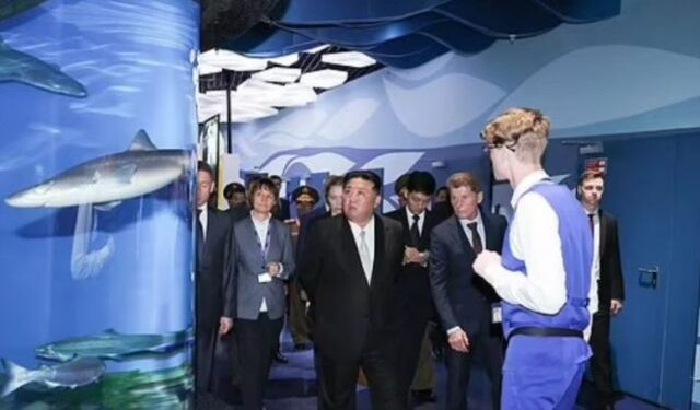 Kim Jong Un viziton akuariumin më të madh në Rusi