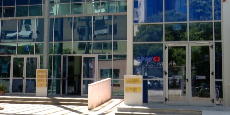 Tentuan të manipulonin dëshminë e Luftar Reçit, Apeli lë në fuqi dënimet për Goskovën dhe Kosovën
