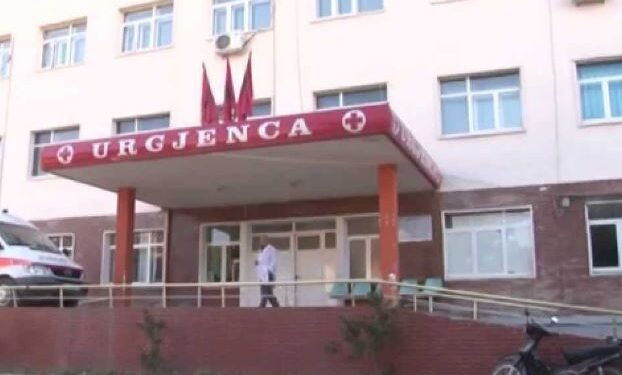 59-vjeçarja tenton t’i japë fund jetës duke u lyer me benzinë