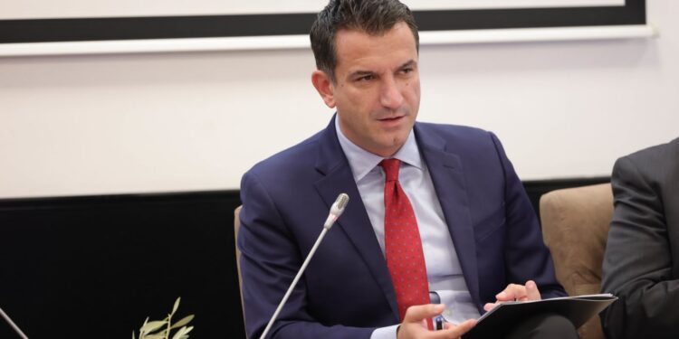 Integrimi përmes bashkive, Veliaj: “Shqipëria, sot e para në rajon në këtë proces; të bashkohemi në një shoqatë bashkish”