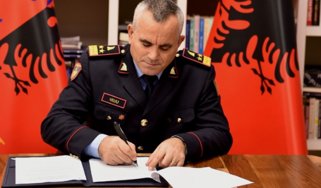 Ardi Veliu jep dorëheqjen, largohet nga drejtimi i Agjencisë së Mbikëqyrjes Policore