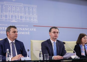 Ministri i Financave, Mete: Vitin e ardhshëm parashikohet një rritje ekonomike 3.8%