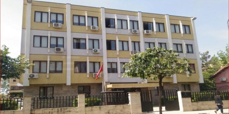 Prokuroria Lezhë ka sekuestruar 9 pasuritë e të dënuarit nga autoritetet Angleze