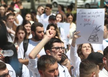 Viti i ri akademik: Pritet bojkot nga studentët e Mjekësisë