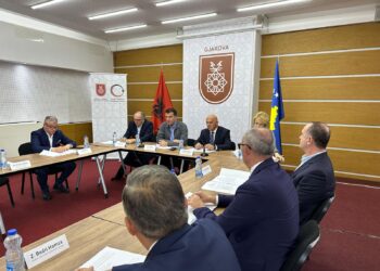Veliaj merr pjesë në mbledhjen e Unionit të Bashkive Shqiptare të Rajonit