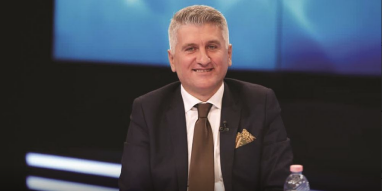Gjekmarkajt: Danja, Cufja dhe Canja bllokojnë dyert, Ben Pellumbi çjerr faqet…