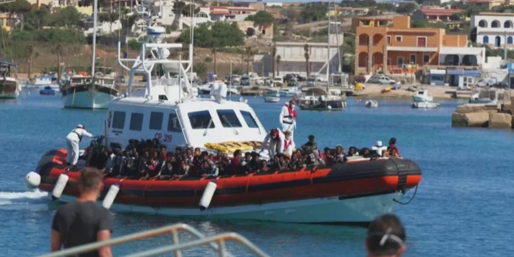KiE reagon për marëveshjen Shqipëri-Itali për emigrantët