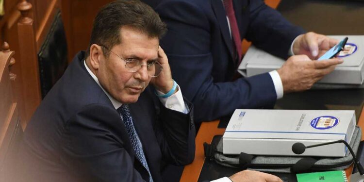 Mediu: Drejtësia nuk mund të jetë kurrë e drejtë, nëse bën një padrejtësi të re