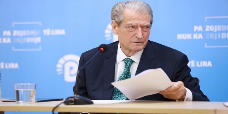 Berisha: Beteja që bëhet në parlament duhet të zhvillohet në…