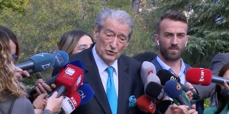 Pas mbylljes së seancës, Berisha: Mazhoranca tregoi fytyrën e vet, vetëm miratim….